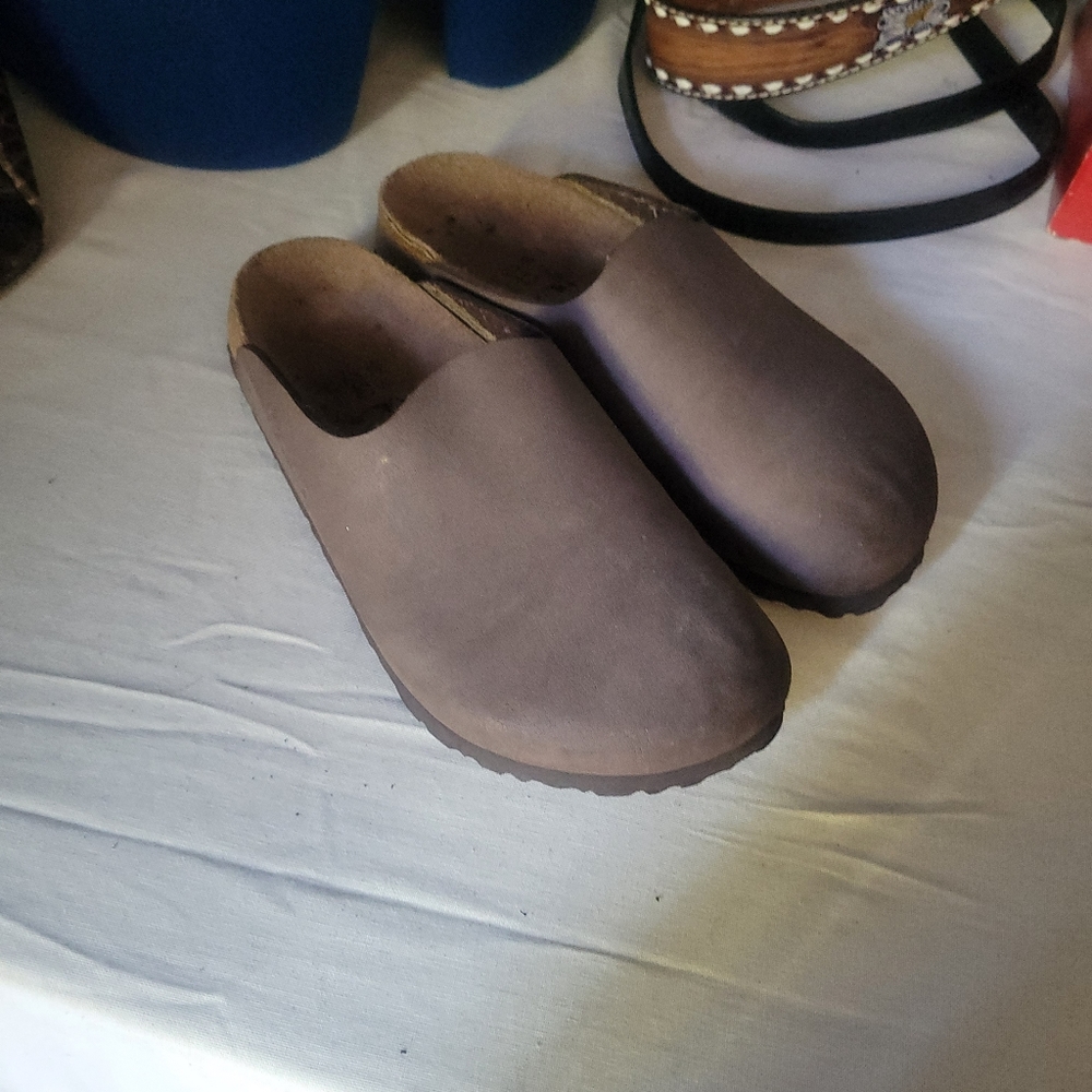 Burkies - Picture 6 of 6